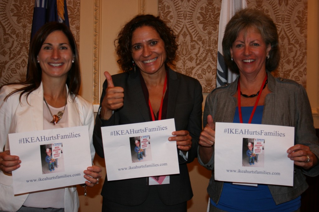 Teamsters Canada Canadian Women's Workshop Facilitators.Brigitte Sottile (center)